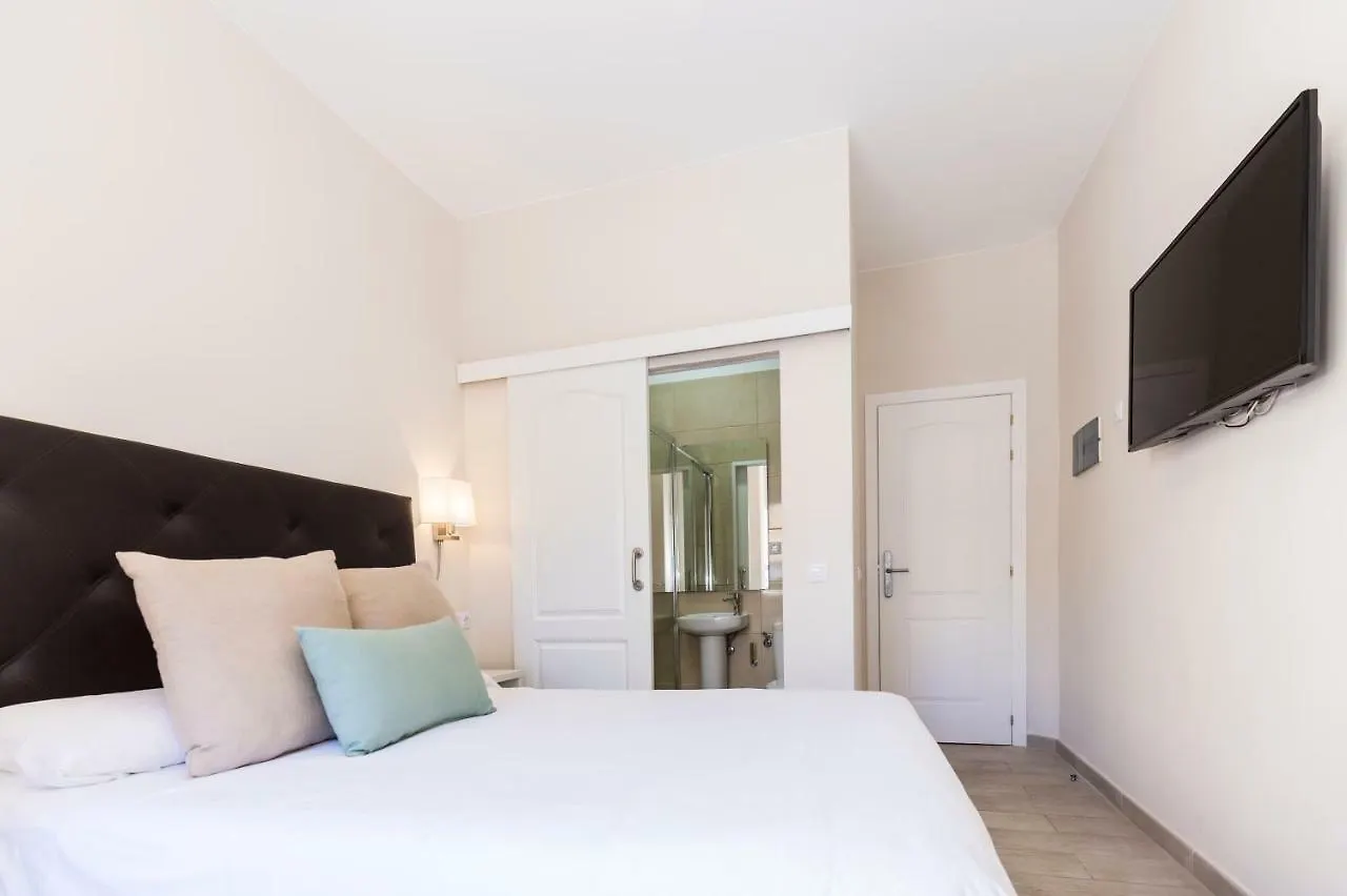 **  Hotel Madrid Las Palmas de Gran Canaria İspanya